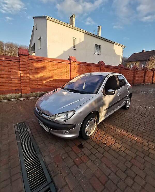 Peugeot 206 2002