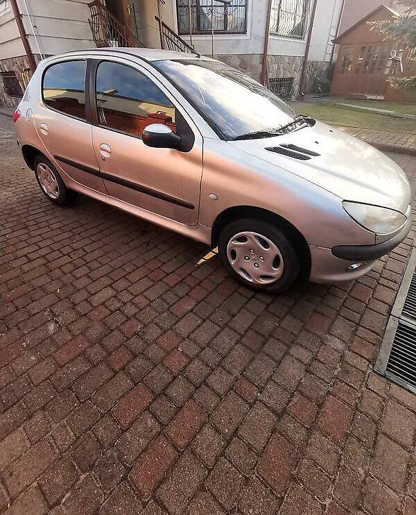 Peugeot 206 2002