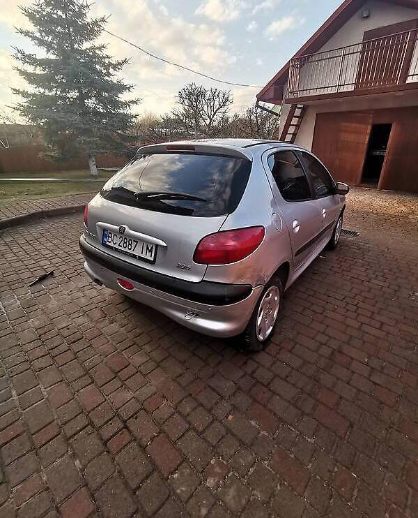 Peugeot 206 2002
