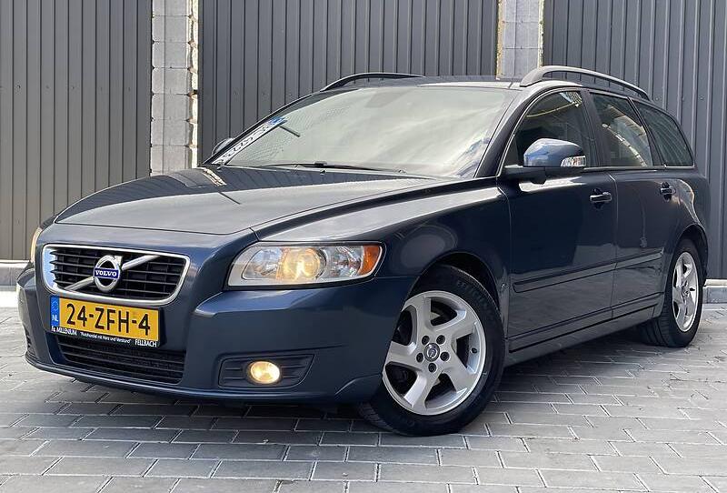 Volvo V50 Summum Edition  2012
