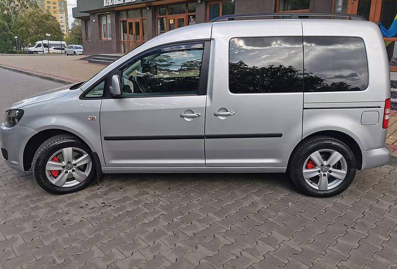 Volkswagen Caddy пасс. 2013