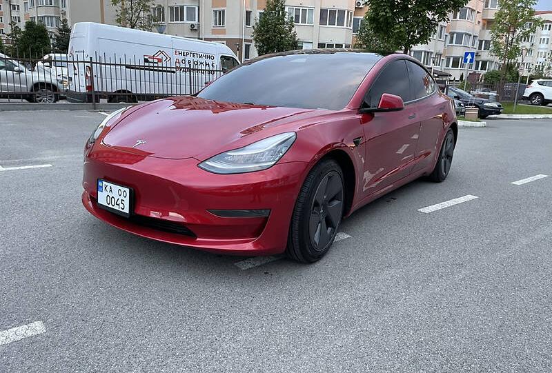 Tesla Model 3 2021