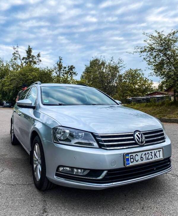 Volkswagen Passat B7 2011