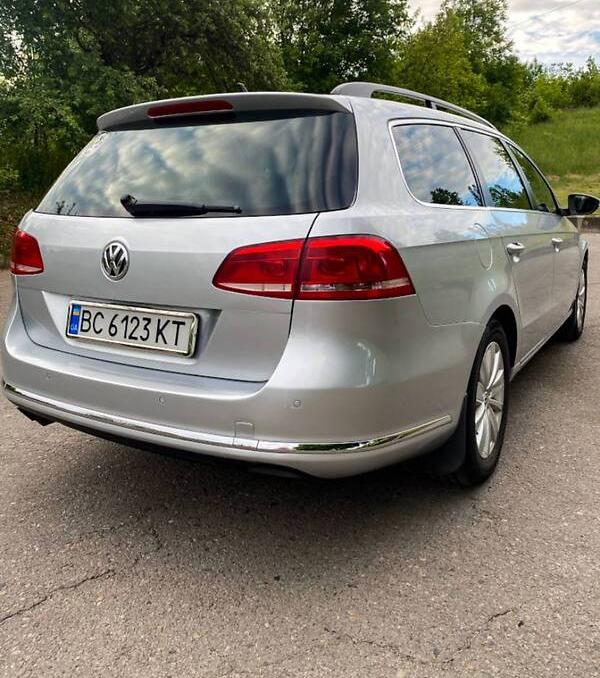 Volkswagen Passat B7 2011