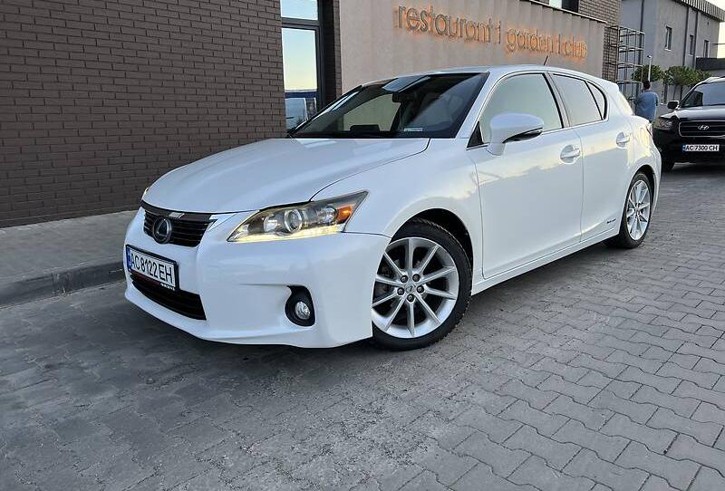 Lexus CT 200h 2011