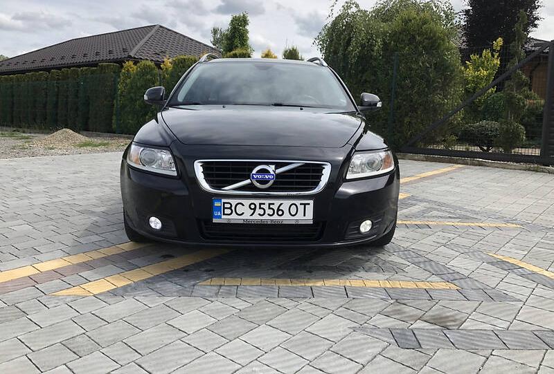 Volvo V50 2011
