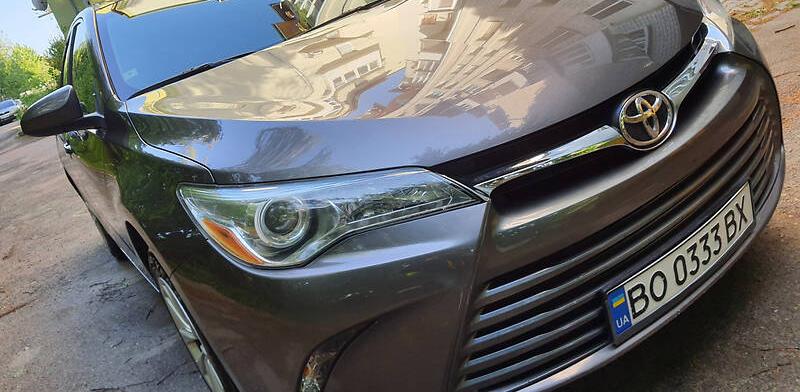 Toyota Camry 2016