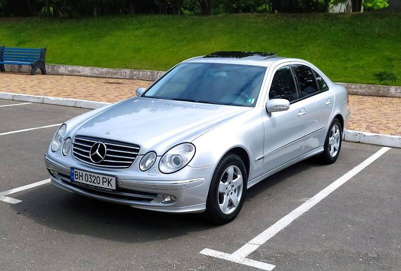 Mercedes-Benz E 320 CDI AVANTGARDE 2006