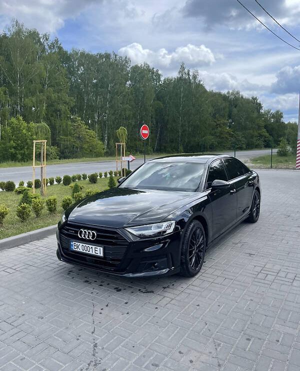 Audi A8 2021