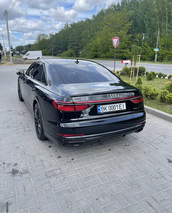 Audi A8 2021