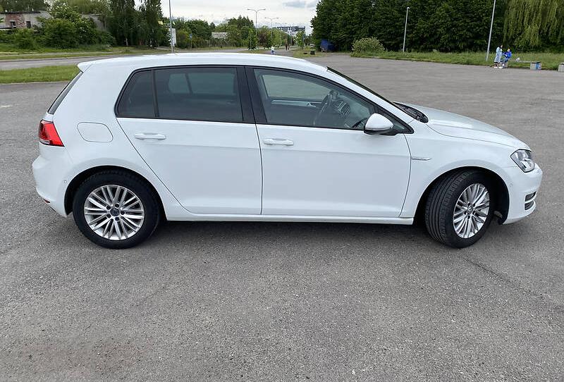 Volkswagen Golf VII 2014