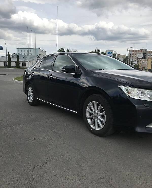 Toyota Camry 2011