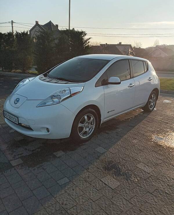 Nissan Leaf 2014
