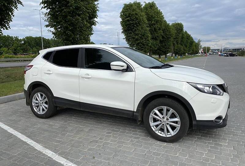 Nissan Qashqai 2015