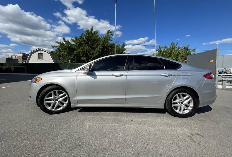 Ford Fusion 2015