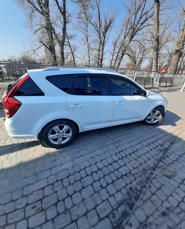 Kia Ceed 2012