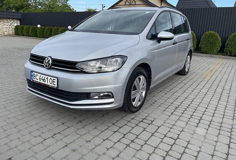 Volkswagen Touran 2016
