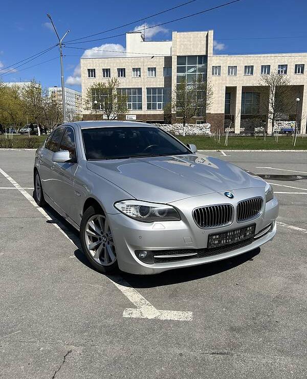 BMW 530 xDrive 2013
