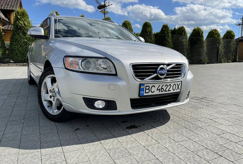 Volvo V50 D2 2012