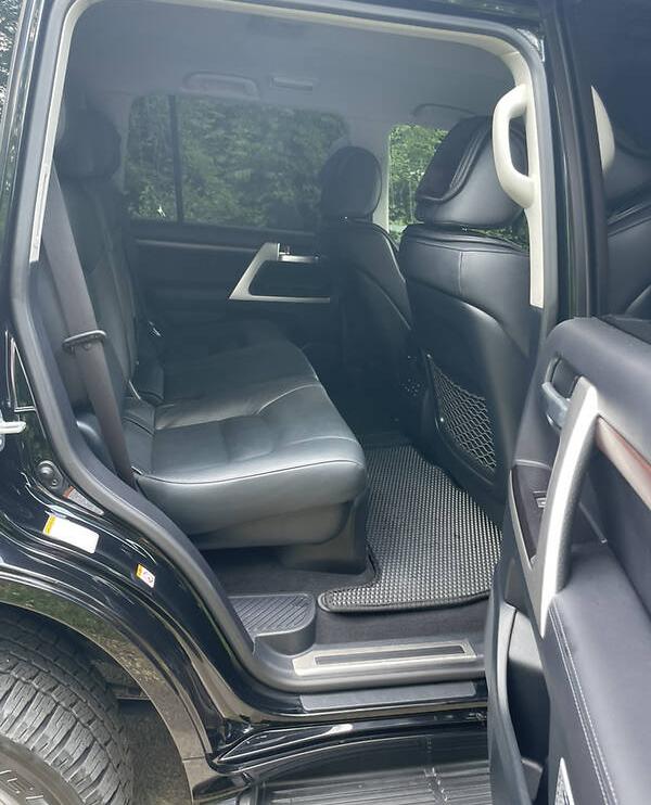 Toyota Land Cruiser 200 2019