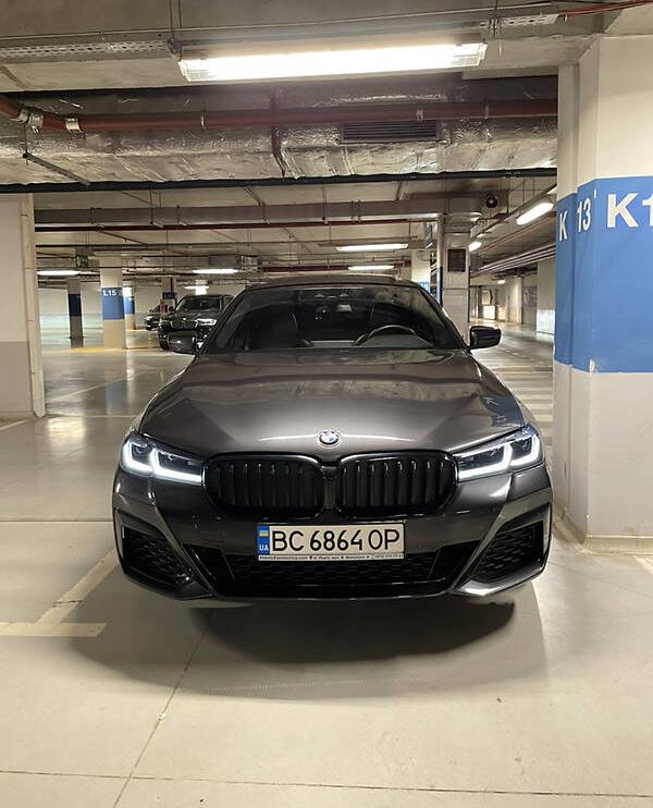 BMW 530 2019