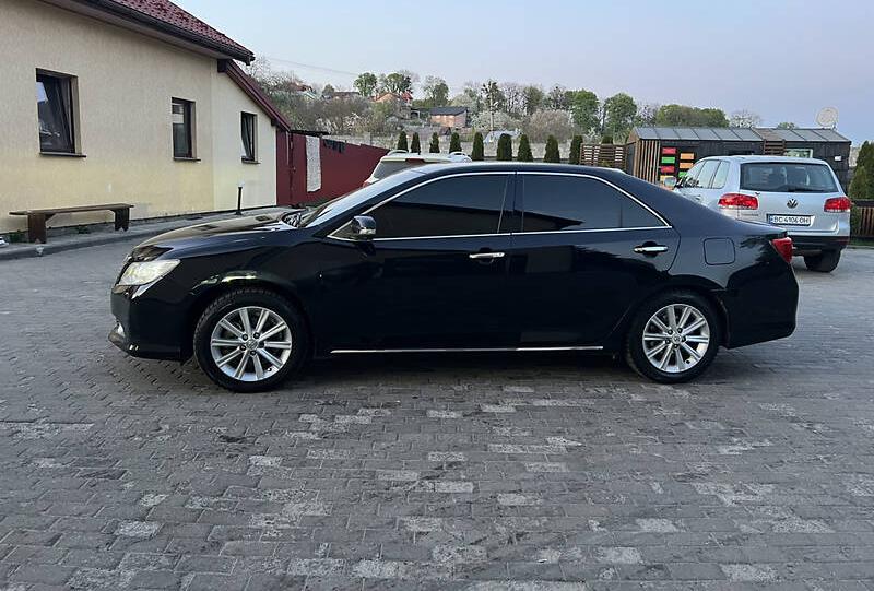 Toyota Camry 2012