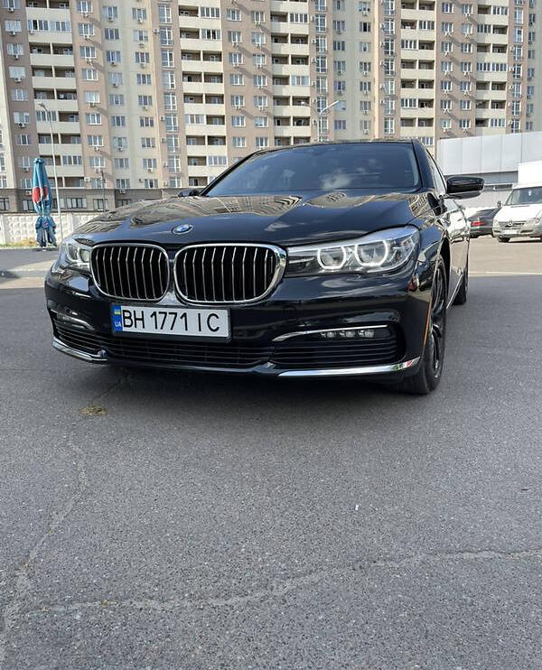 BMW 740 2017