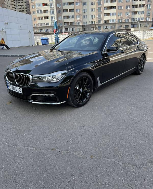 BMW 740 2017