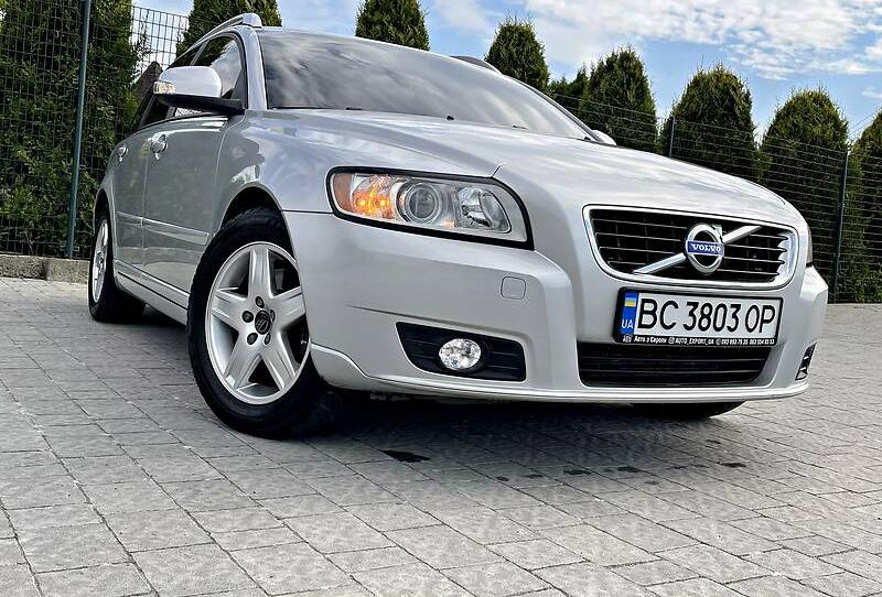 Volvo V50 D3 2012