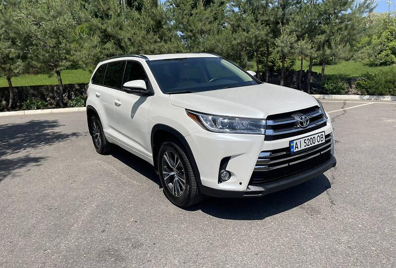 Toyota Highlander 2016