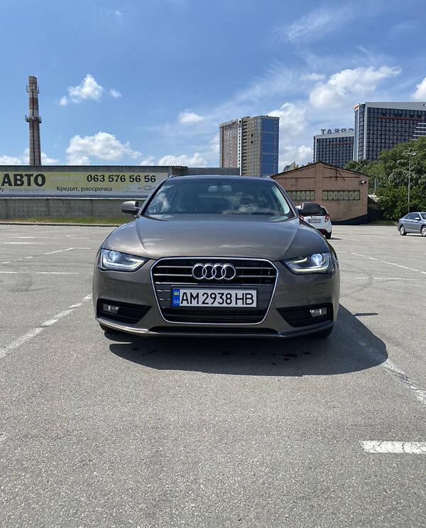 Audi A4 2014