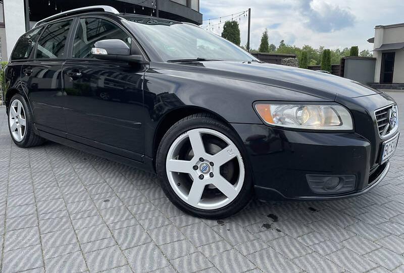 Volvo V50 D2 2011