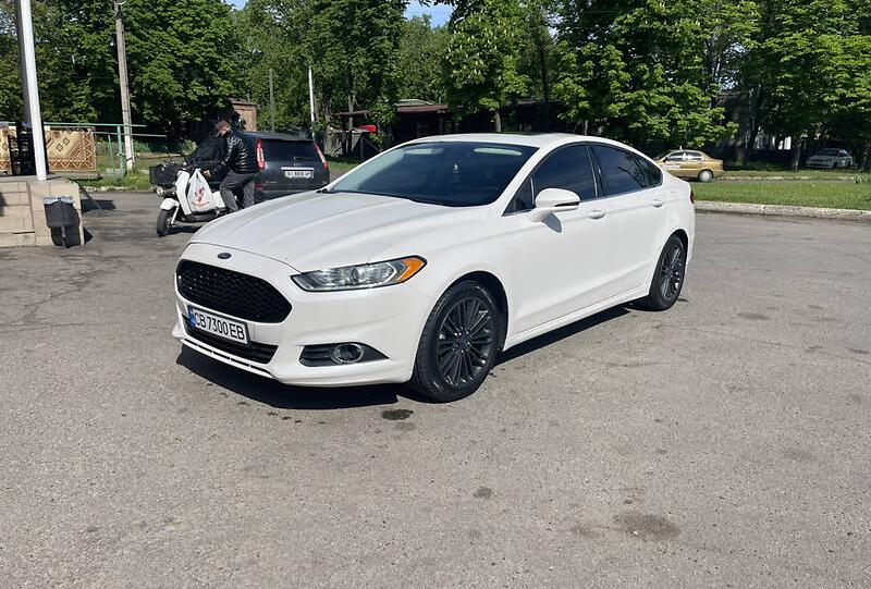 Ford Fusion SE  2015
