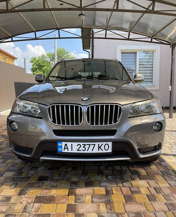 BMW X3 2011