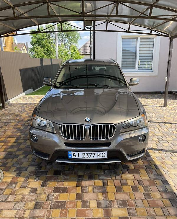 BMW X3 2011