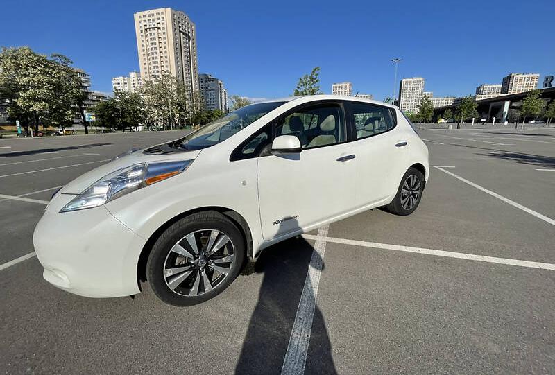 Nissan Leaf 2014