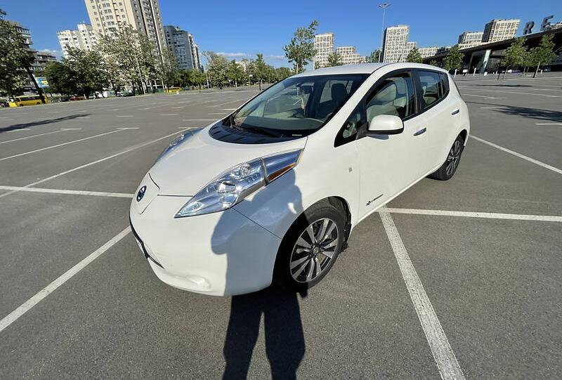 Nissan Leaf 2014