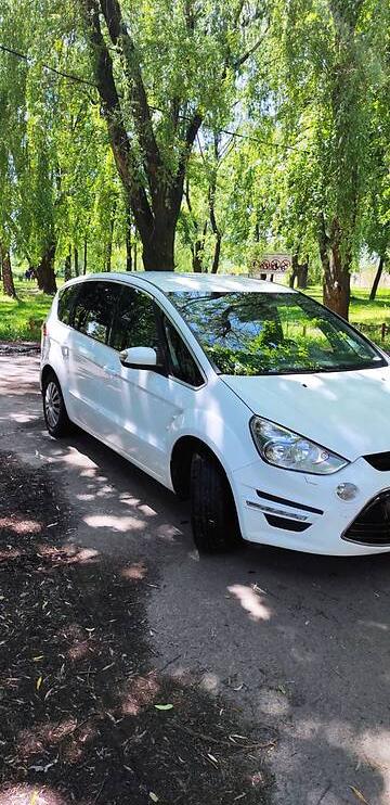 Ford S-Max 2010