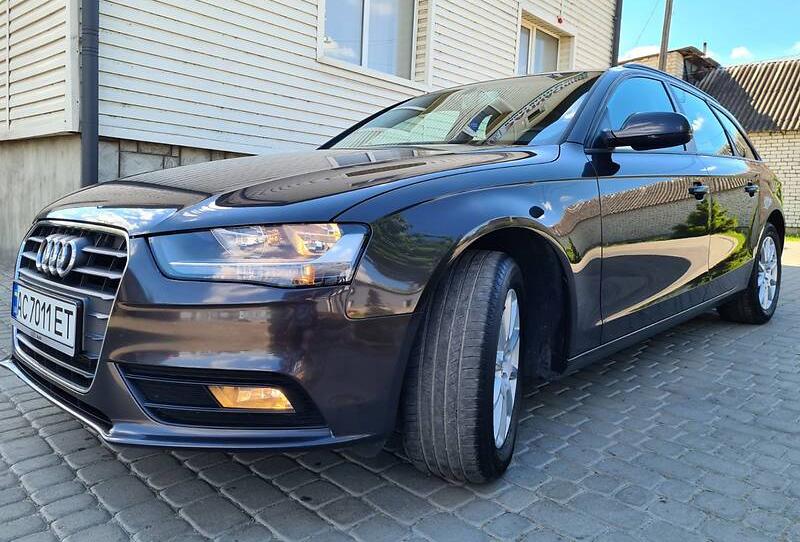 Audi A4 2014
