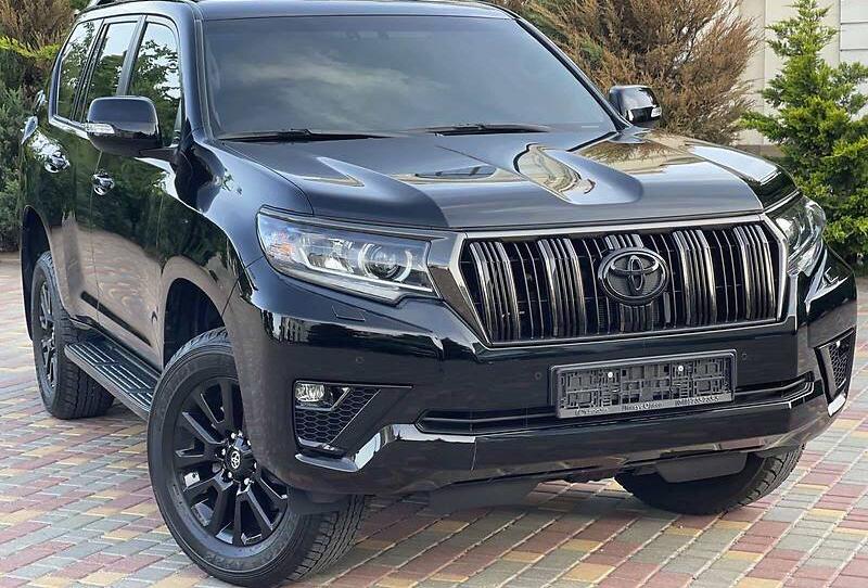 Toyota Land Cruiser Prado 150 BLACK EDITION 2021