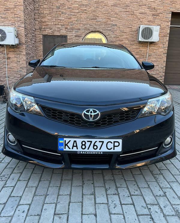 Toyota Camry 2014
