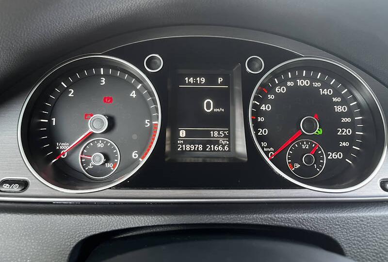 Volkswagen Passat B7 2014
