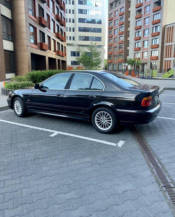 BMW 530 2002