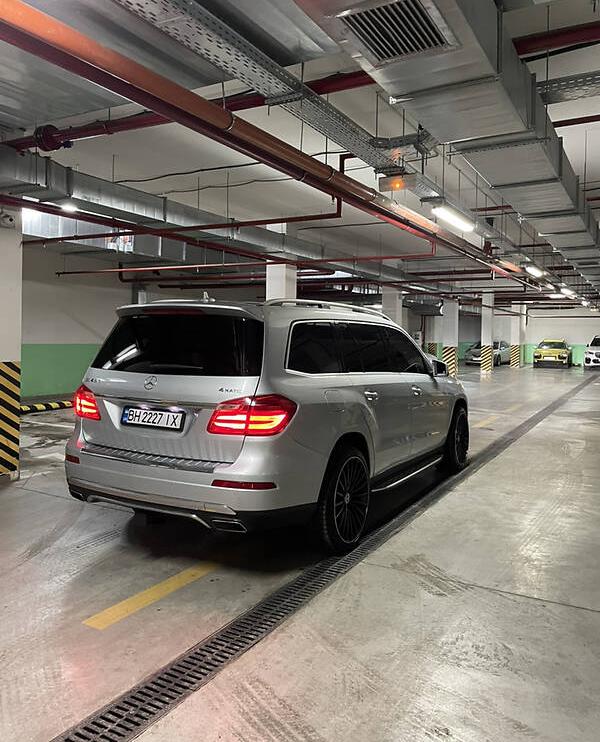 Mercedes-Benz GL 450 2012