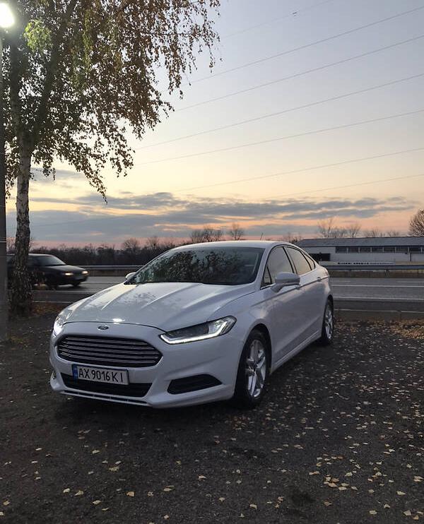 Ford Fusion 2016