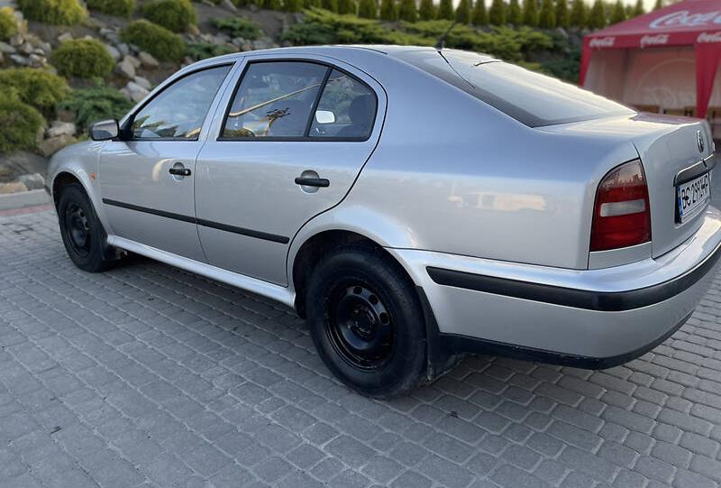 Skoda Octavia Tour 2000