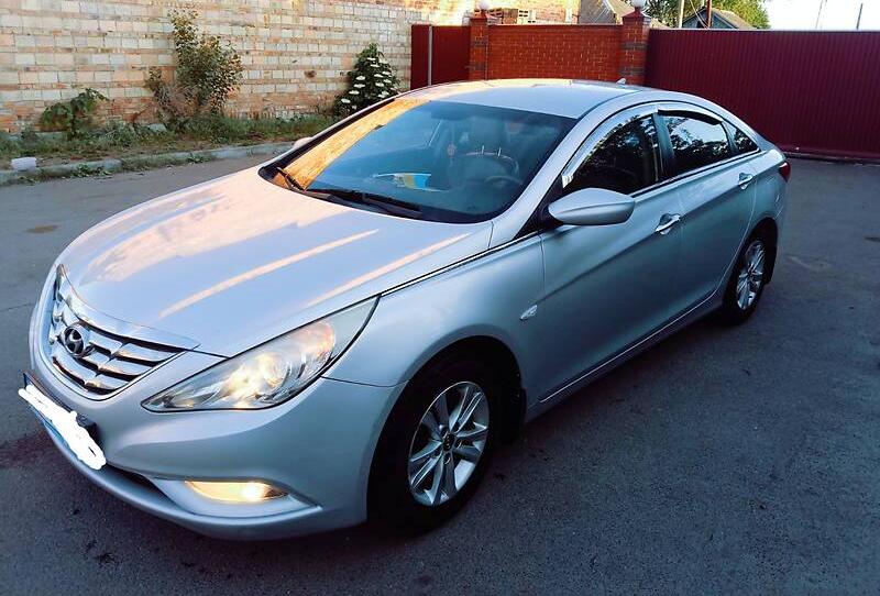 Hyundai Sonata 2010