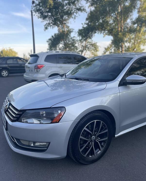 Volkswagen Passat B7 2011