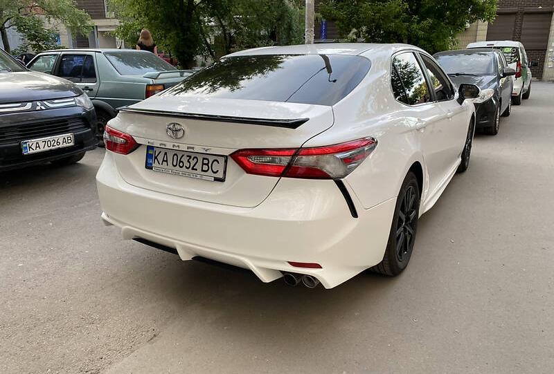 Toyota Camry SE 2018
