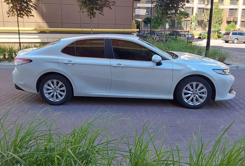 Toyota Camry 2017